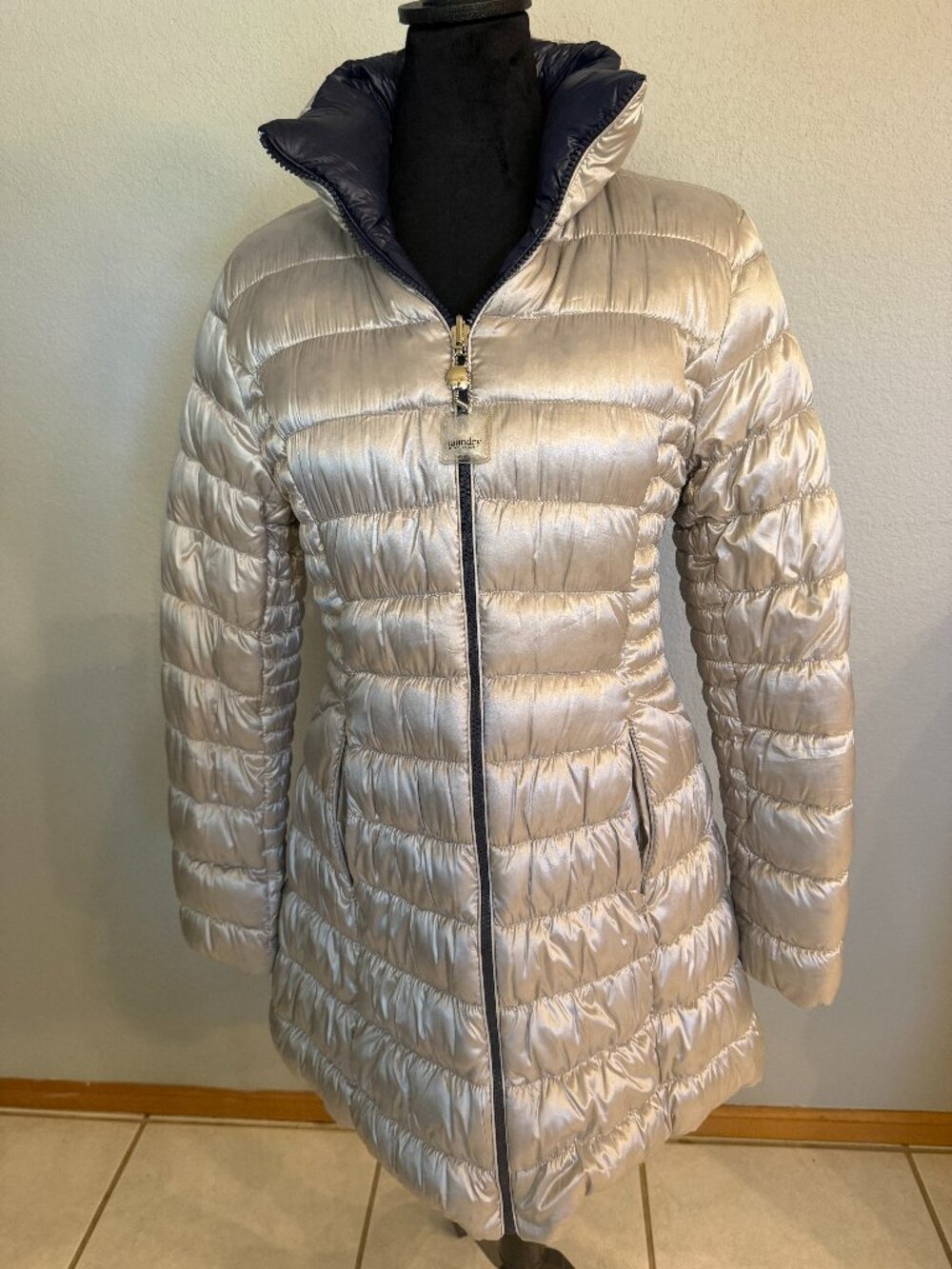 Laundry Shelli Segal Reversible Metallic Puffer Coat Navy Silver Long Jacket (M)